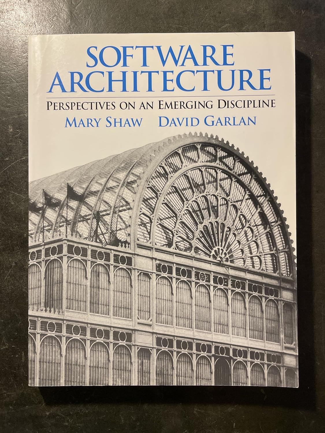 Buy Software Architecture: Perspectives on an Emerging Discipline (English, Paperback, Mary Shaw, David Garlan) Online at Best Price - BookBajar