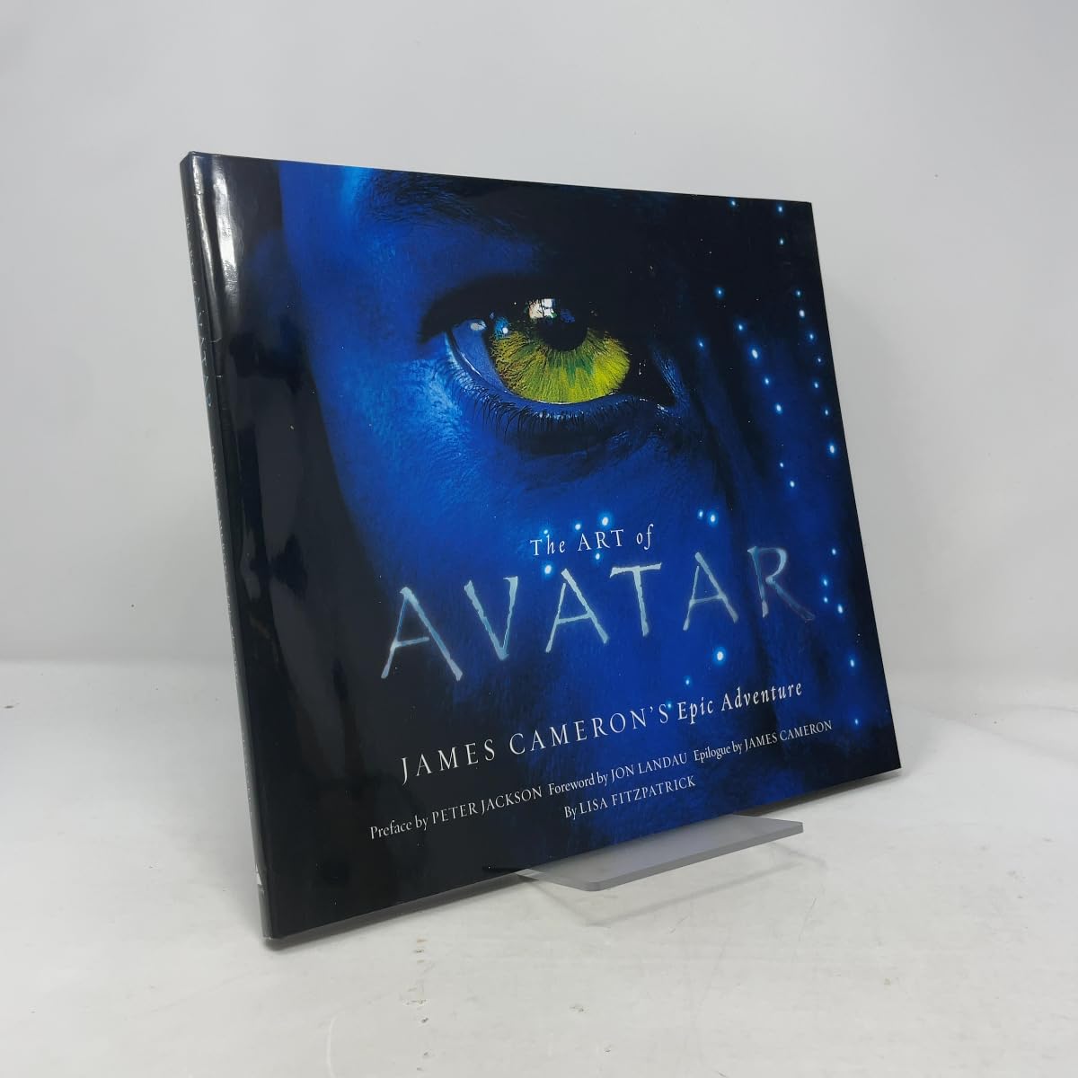 Buy The Art of Avatar: James Cameron's Epic Adventure (English, Hardcover, Lisa Fitzpatrick, Peter Jackson, Jon Landau, James Cameron) Online at Best Price - BookBajar