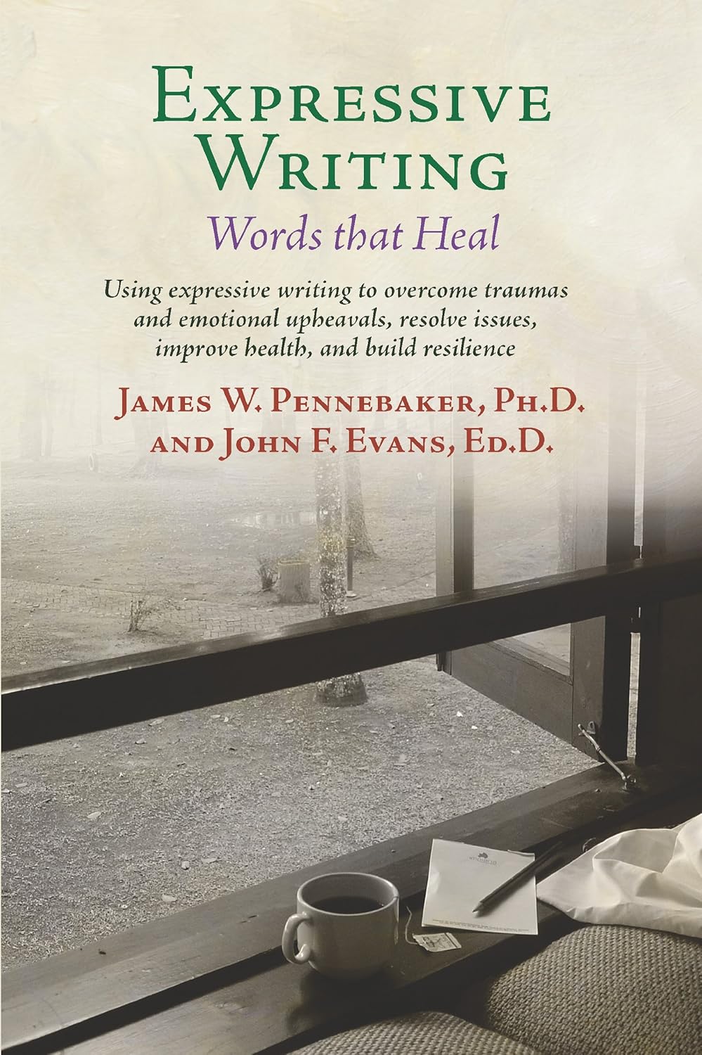 Buy Expressive Writing: Words That Heal (English, Paperback, James W Pennebaker) Online at Best Price - BookBajar